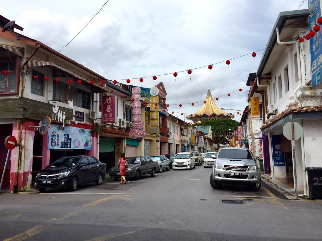 Lima.Tujoh Hotel Kuching Exterior photo